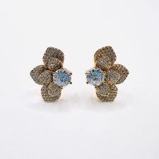 Brincos meia flor SJ