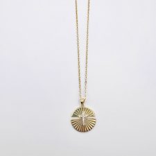 Colar Cruz Divina em Prata Dourada com Zircónias EC