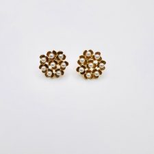 Brincos Eterno em Prata Dourada com Pérolas EC